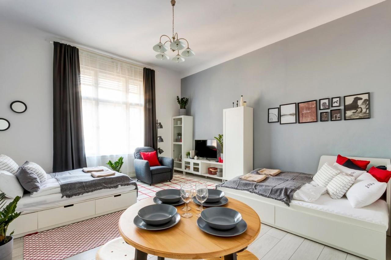 d.Five Sörház Apartment Budapest Esterno foto