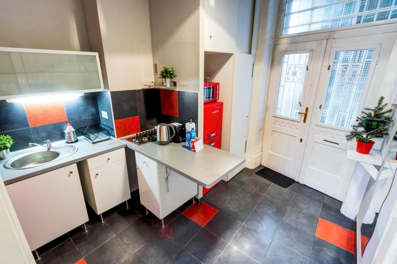 d.Five Sörház Apartment Budapest Esterno foto